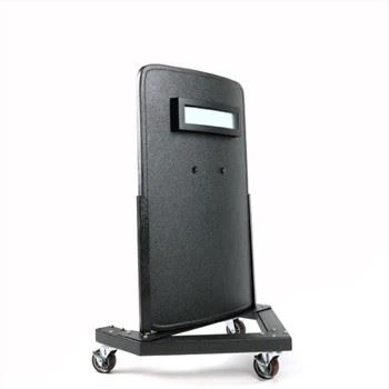 Boucliers pare-balles à roues mobiles